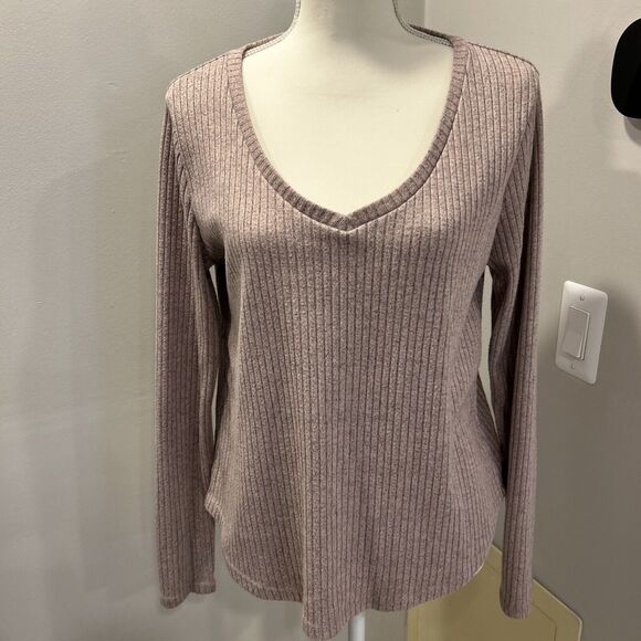 AERO Seriously Soft Small Perfect V-Neck Ribbed Lightweight Sweater Pink Purple - Picture 1 of 5